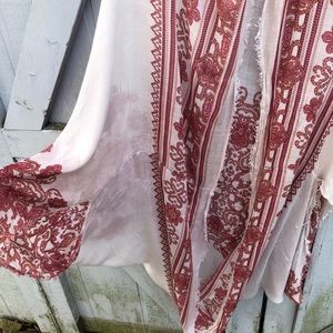 American Eagle kimono